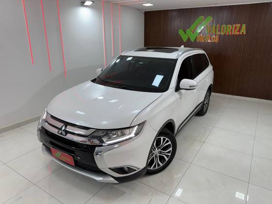MITSUBISHI OUTLANDER 2.0 COMFORT 16V GASOLINA 4P AUTOMÁTICO